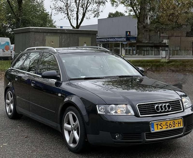 Occasion 2003 Audi A4 Stationwagen | € 3.000 (Eerlijke prijs) - Afbeelding 1/4