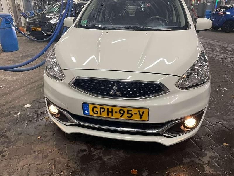 Wit Gebruikt 2018 Mitsubishi Space Star Hatchback | € 3.699 (Super prijs) - Afbeelding 1/4