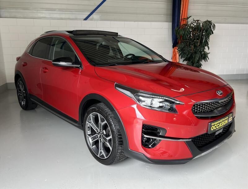 Rood Gebruikt 2019 Kia XCeed SUV | € 21.650 (Eerlijke prijs) - Afbeelding 1/4