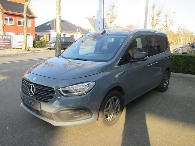 Grijs Gebruikt 2023 Mercedes Citan 110 Stationwagen | € 22.750 (Eerlijke prijs) - Afbeelding 1/4