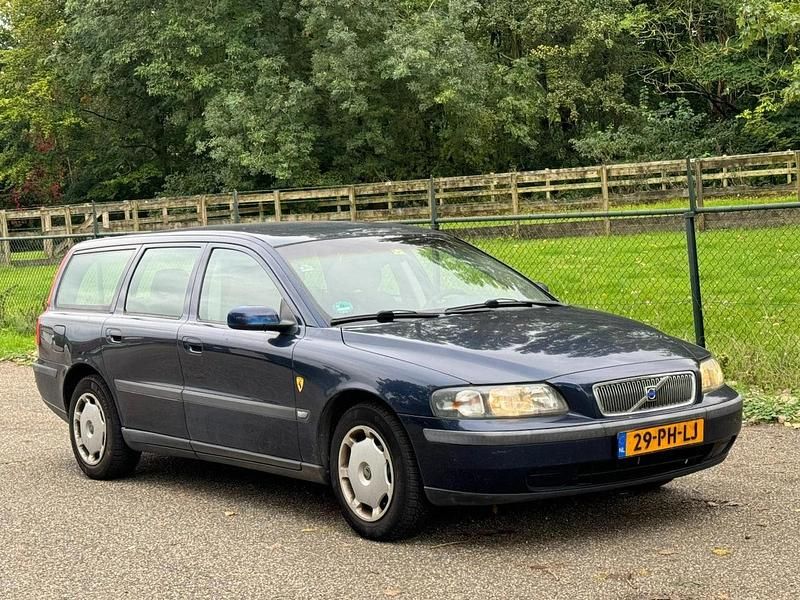 Occasion Volvo V70 140 PK (102 kW) 2004 Blauw Stationwagen