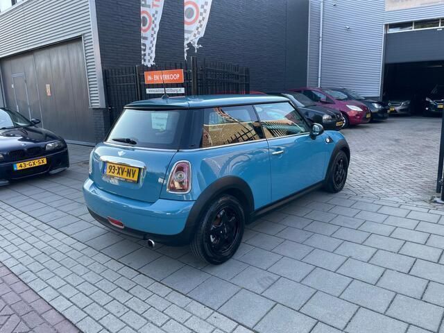 Occasion Mini ONE Pepper 95 PK (69 kW) 2007 Blauw, metallic lak Hatchback
