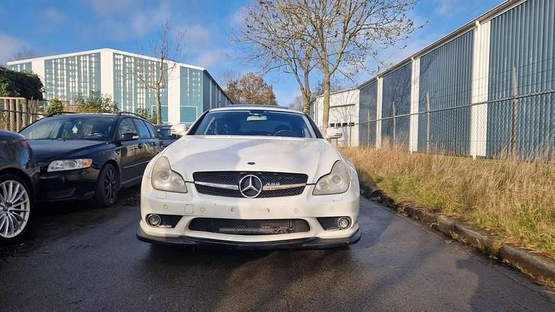 Wit Gebruikt 2007 Mercedes CLS500 AMG Coupé | € 8.500 - Afbeelding 1/4