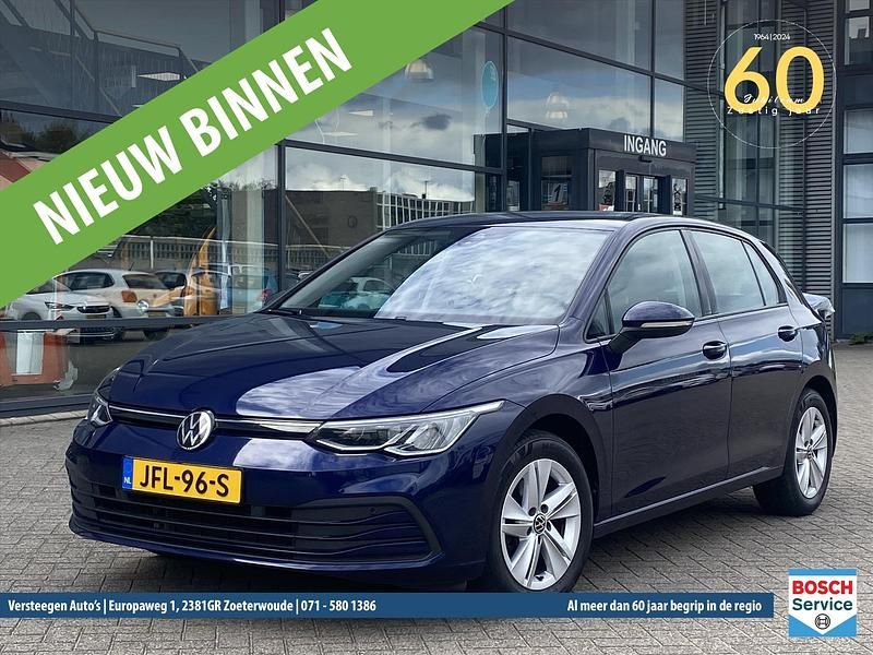 Blauw Gebruikt 2022 VW Golf VIII Business Hatchback | € 20.950 (Eerlijke prijs) - Afbeelding 1/4