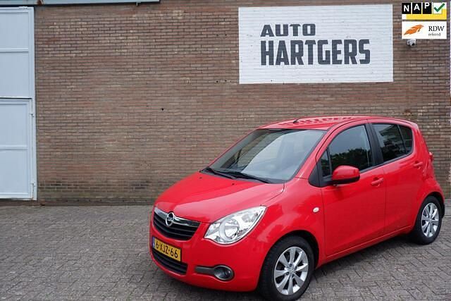 Rood Gebruikt 2014 Opel Agila Edition Hatchback | € 4.999 (Eerlijke prijs) - Afbeelding 1/4