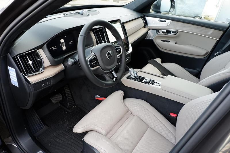 Occasion Volvo XC90 Ultra 2026 Grijs SUV