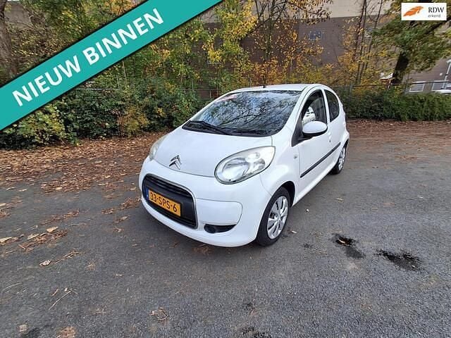 Wit Occasion 2011 Citroën C1 Hatchback | € 2.699 (Eerlijke prijs) - Afbeelding 1/4
