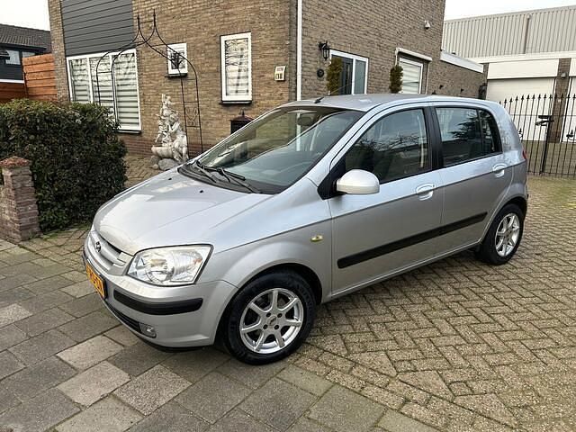 Occasion Hyundai Getz Dynamiq 86 PK (63 kW) 2005 Grijs (metallic) Hatchback
