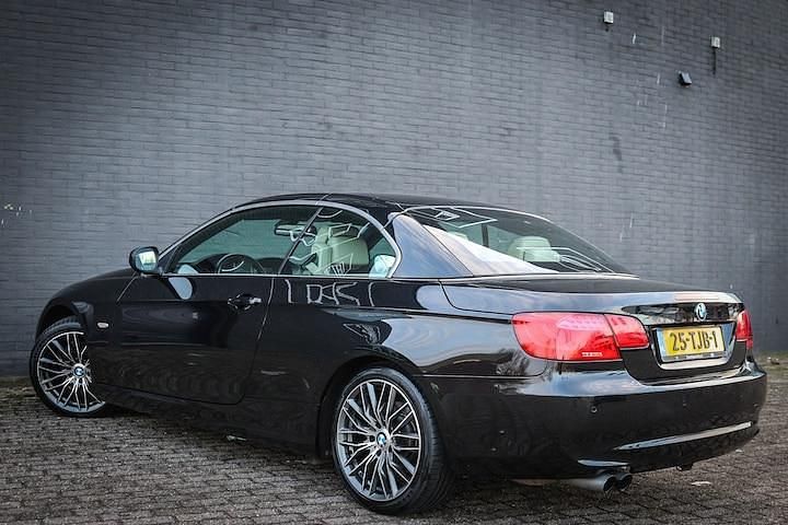 Occasion BMW 325 Cabriolet Executive 218 PK (160 kW) 2010 Zwart Cabriolet