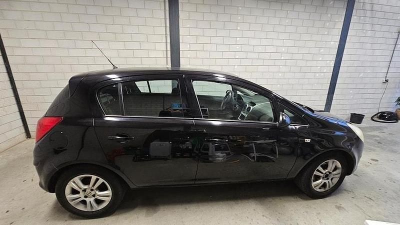 Occasion Opel Corsa Enjoy 2009 Zwart (metallic) Hatchback