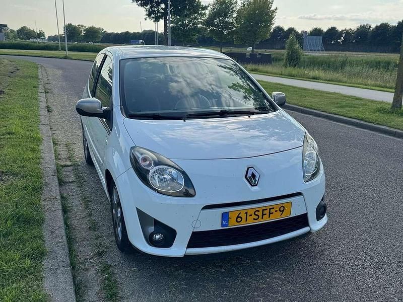 Wit Gebruikt 2011 Renault Twingo Hatchback | € 2.250 (Eerlijke prijs) - Afbeelding 1/4