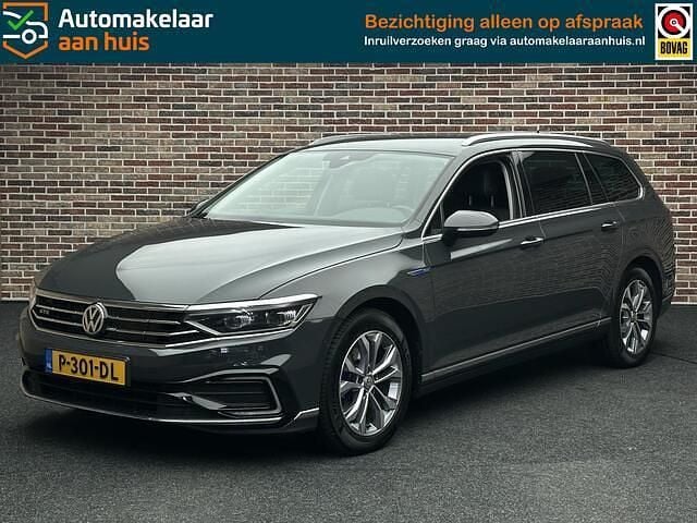 Grijs Gebruikt 2020 VW Passat Business Stationwagen | € 21.995 (Super prijs) - Afbeelding 1/4