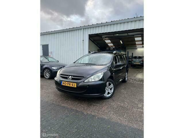 Zwart Gebruikt 2004 Peugeot 307 Stationwagen | € 999 (Goede deal) - Afbeelding 1/4