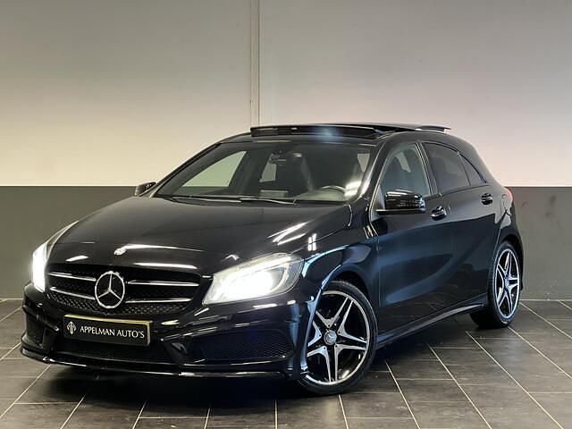 Zwart Occasion 2014 Mercedes A180 Ambition Hatchback | € 13.990 (Iets duurder) - Afbeelding 1/4
