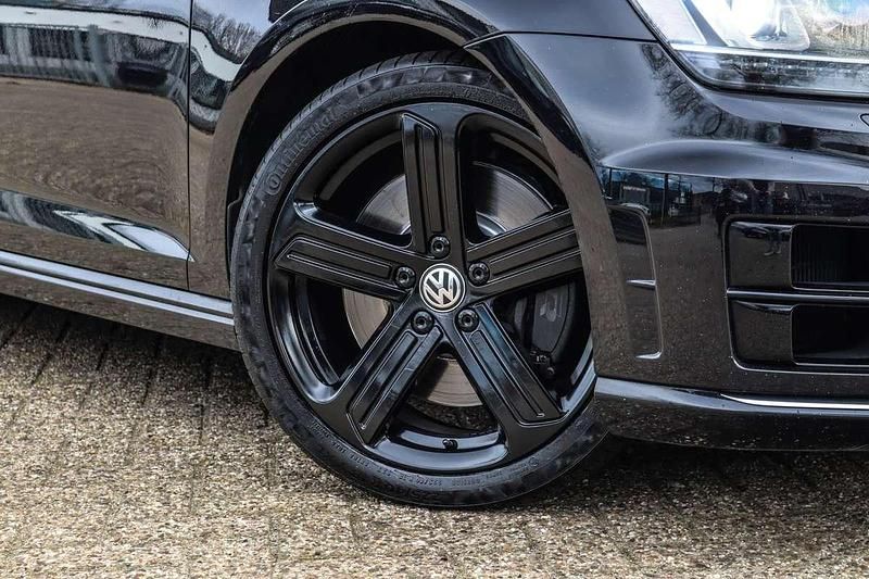 Occasion VW Golf VII R 301 PK (221 kW) 2015 Zwart Hatchback