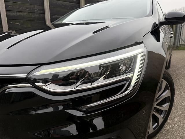 Occasion Renault Mégane GrandTour Techno 142 PK (104 kW) 2024 Zwart (metallic) Stationwagen