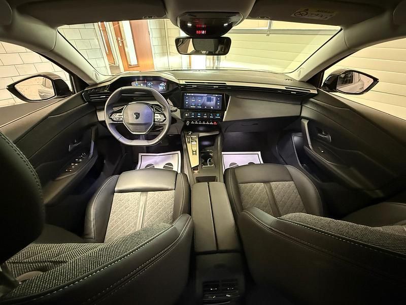 Occasion Peugeot 408 Allure 180 PK (132 kW) 2024 Grijs (metallic) Hatchback