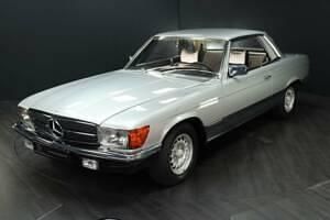 Zilverastralsilbermetallic 735 Gebruikt 1979 Mercedes SLC450 Coupé | € 69.900 - Afbeelding 1/4