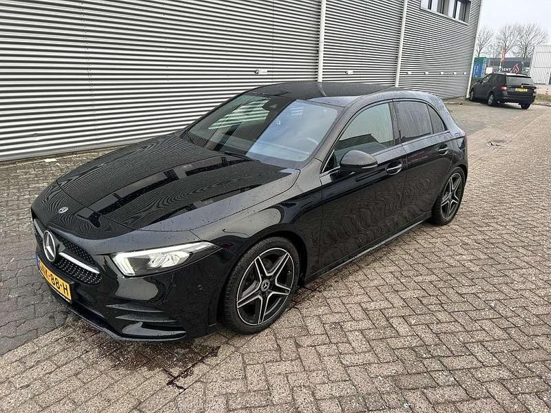 Occasion Mercedes A200 AMG 163 PK (119 kW) 2019 Zwart Stationwagen