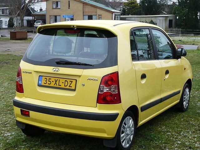 Occasion Hyundai Atos Active 63 PK (46 kW) 2007 Geel Hatchback