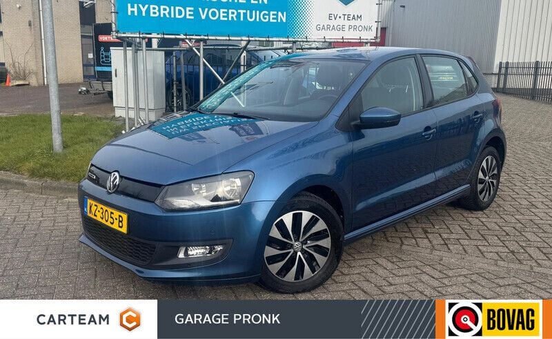Blauw Gebruikt 2016 VW Polo Hatchback | € 13.000 (Eerlijke prijs) - Afbeelding 1/4