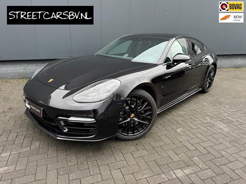 Occasion Porsche Panamera 467 PK (343 kW) 2022 Zwart Hatchback
