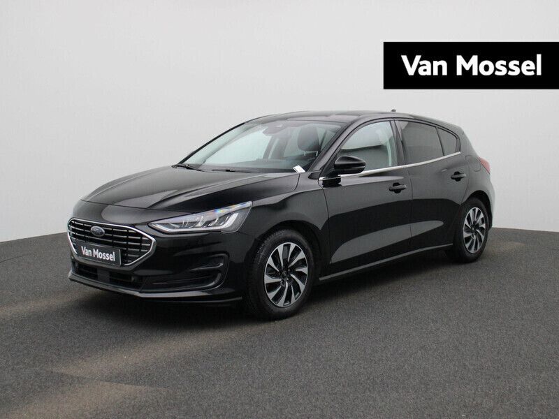 Zwart Gebruikt 2023 Ford Focus Titanium Hatchback | € 21.900 (Eerlijke prijs) - Afbeelding 1/4