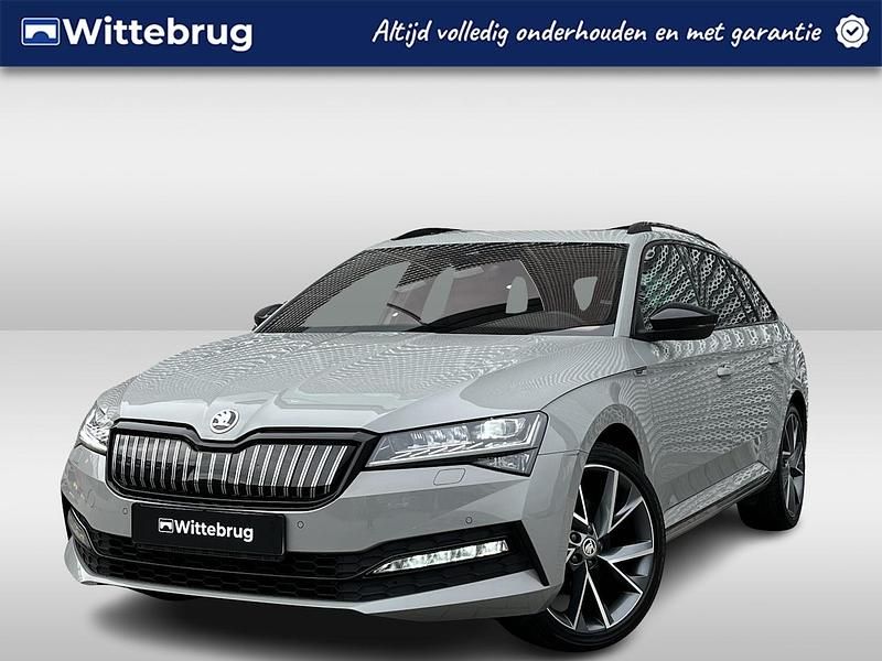 Grijs Gebruikt 2022 Skoda Superb Business Line Stationwagen | € 34.950 (Iets duurder) - Afbeelding 1/2
