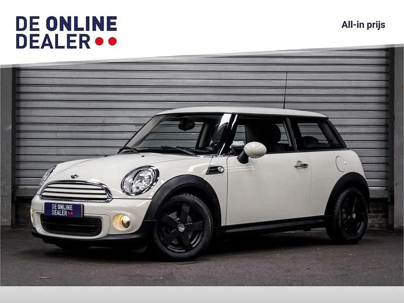 Wit Gebruikt 2013 Mini Cooper Business Hatchback | € 4.850 (Super prijs) - Afbeelding 1/4