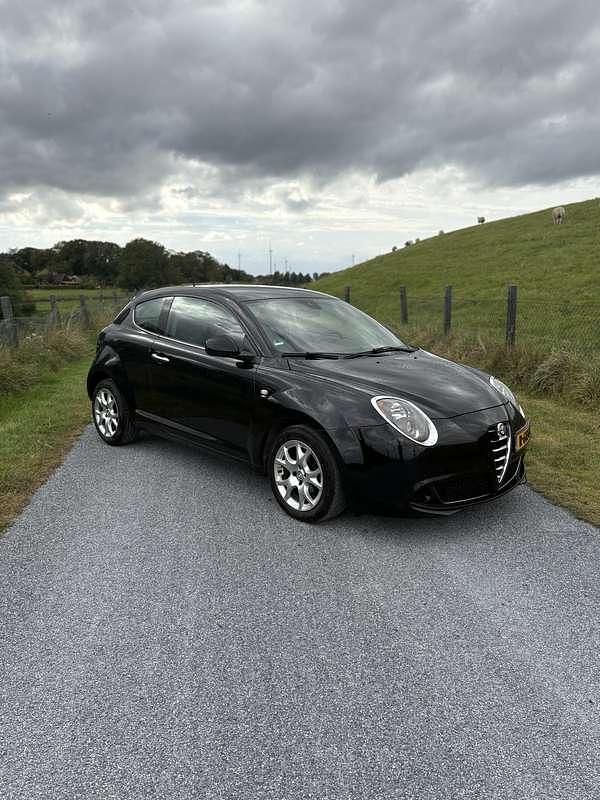 Zwart Gebruikt 2013 Alfa Romeo MiTo Turismo Hatchback | € 4.999 (Eerlijke prijs) - Afbeelding 1/4