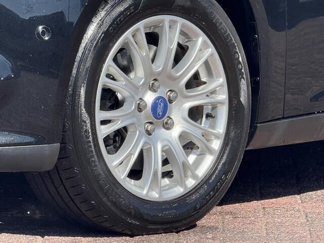 Occasion Ford Focus Titanium 150 PK (110 kW) 2011 Zwart, metallic lak Hatchback