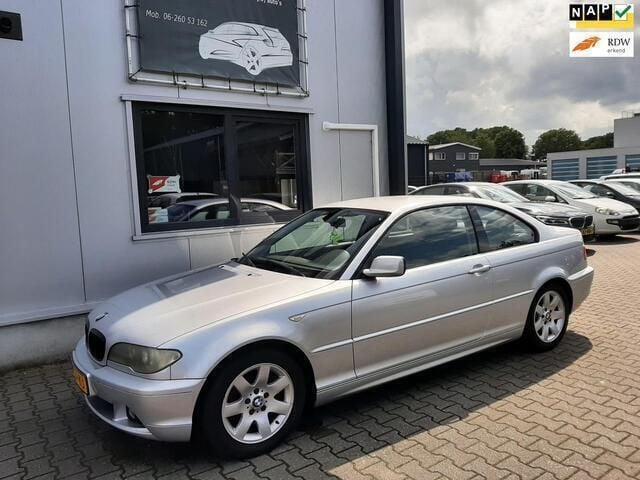 Grijs Gebruikt 2003 BMW 318 Executive Coupé | € 2.449 (Goede deal) - Afbeelding 1/4