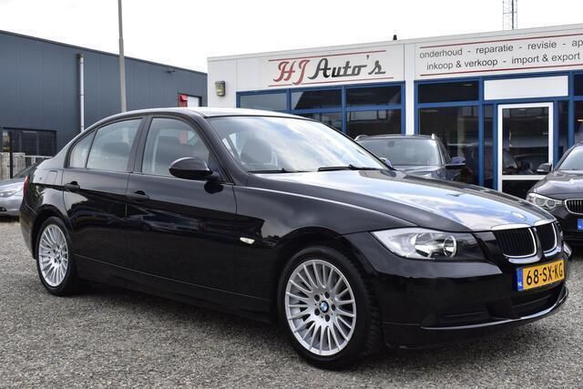 Zwart Gebruikt 2006 BMW 318 Sedan | € 4.500 (Iets duurder) - Afbeelding 1/4