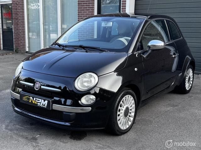 Zwart Gebruikt 2009 Fiat 500 Lounge Hatchback | € 5.240 (Eerlijke prijs) - Afbeelding 1/4