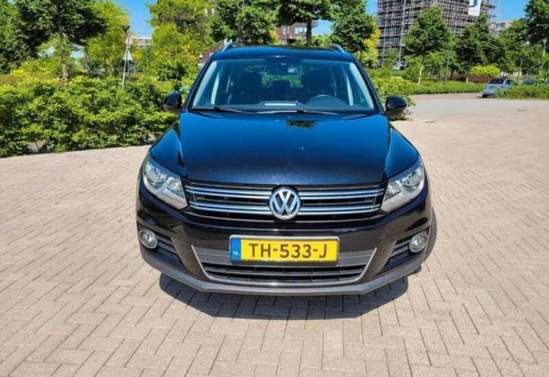 Zwart Gebruikt 2012 VW Tiguan Sport SUV | € 8.650 (Eerlijke prijs) - Afbeelding 1/4