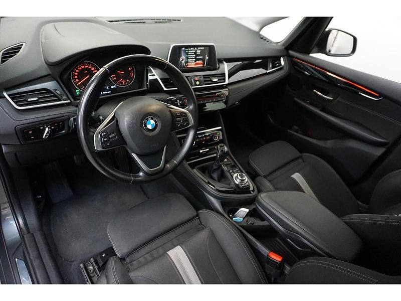 Occasion BMW 218 Sport Line 136 PK (100 kW) 2015 Grijs Stationwagen
