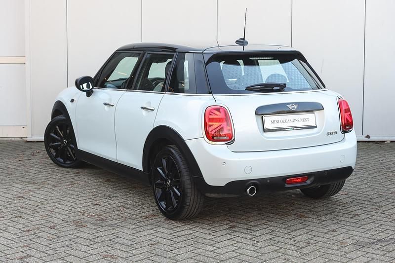 Occasion Mini Cooper Comfort 136 PK (100 kW) 2021 Wit Hatchback