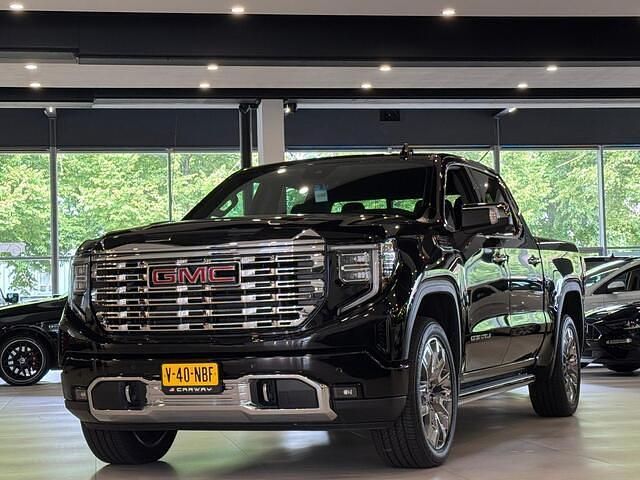 Zwart Nieuw 2024 GMC Sierra Pickup | € 84.900 - Afbeelding 1/4