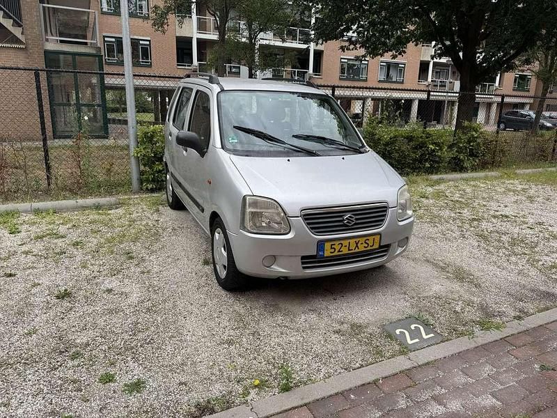 Grijs Gebruikt 2003 Suzuki Wagon R+ GLS Stationwagen | € 1.100 (Eerlijke prijs) - Afbeelding 1/4