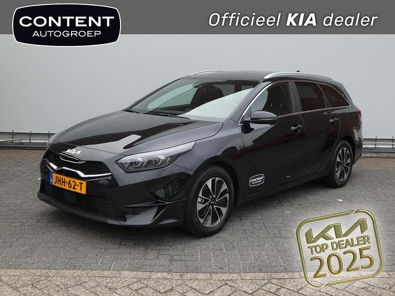 Zwart Gebruikt 2025 Kia Ceed Sportswagon Stationwagen | € 33.940 - Afbeelding 1/4