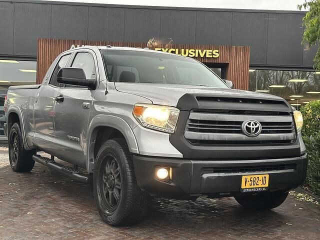 Grijs Occasion 2014 Toyota Tundra Pickup | € 34.900 - Afbeelding 1/4