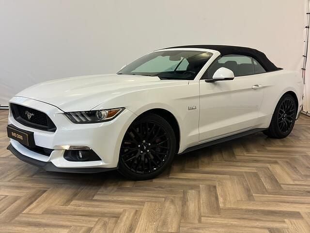 Wit (metallic) Gebruikt 2017 Ford Mustang GT Convertible Cabriolet | € 42.900 - Afbeelding 1/4