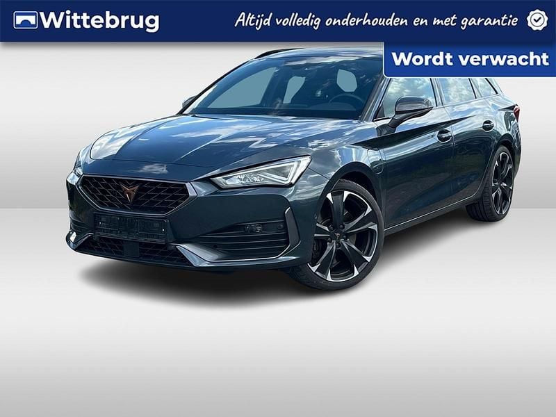 Grijs Gebruikt 2022 Cupra Leon VZ Stationwagen | € 26.950 (Goede deal) - Afbeelding 1/1