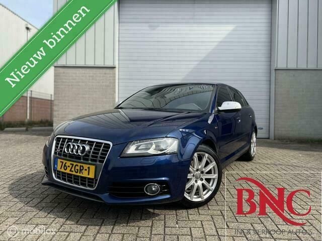 Blauw Gebruikt 2012 Audi A3 Sportback Attraction Hatchback | € 8.249 (Eerlijke prijs) - Afbeelding 1/4