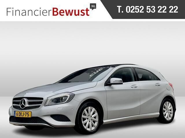 Grijs Gebruikt 2015 Mercedes A180 Ambition Hatchback | € 13.900 (Duur) - Afbeelding 1/4