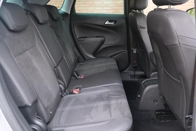 Occasion Opel Crossland X Ultimate 110 PK (80 kW) 2023 Zilver SUV