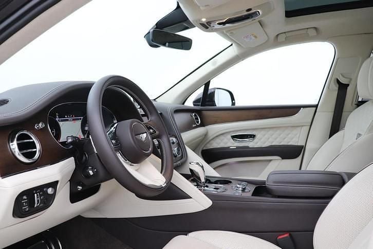 Occasion Bentley Bentayga 449 PK (330 kW) 2023 Bruin SUV