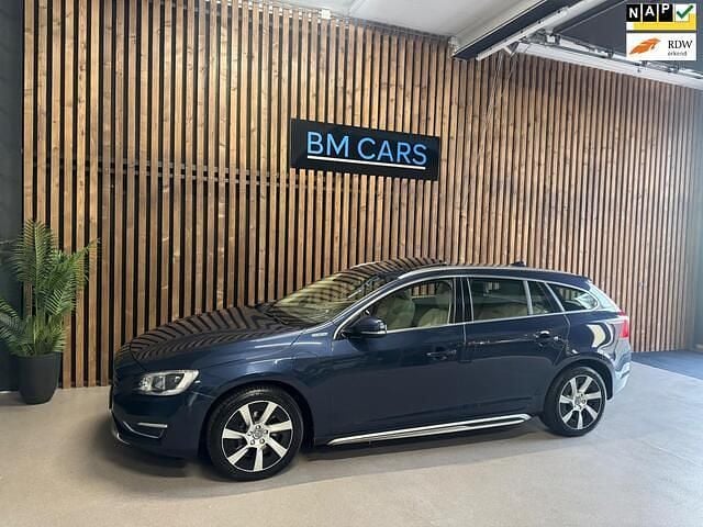 Blauw Gebruikt 2013 Volvo V60 Stationwagen | € 7.499 (Goede deal) - Afbeelding 1/4