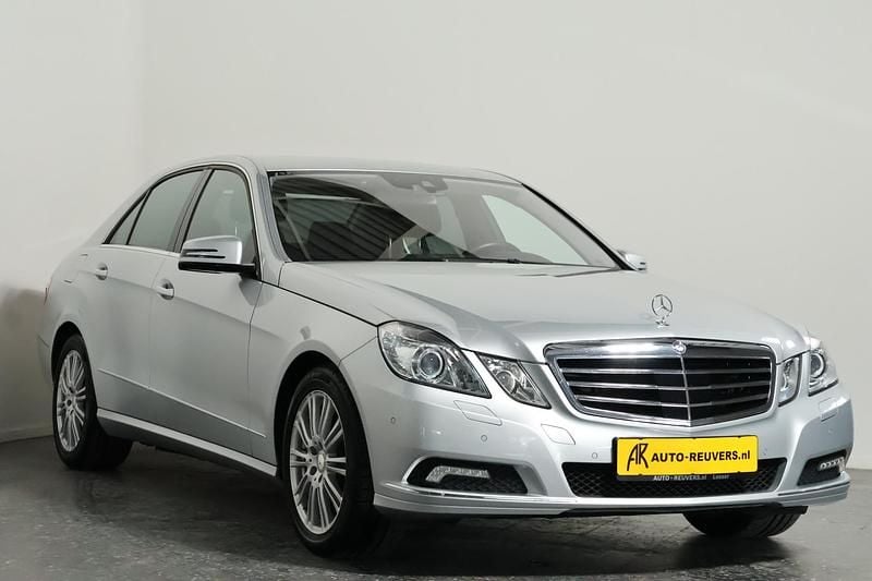 Occasion Mercedes E500 Avantgarde 387 PK (284 kW) 2009 Grijs (metallic) Sedan