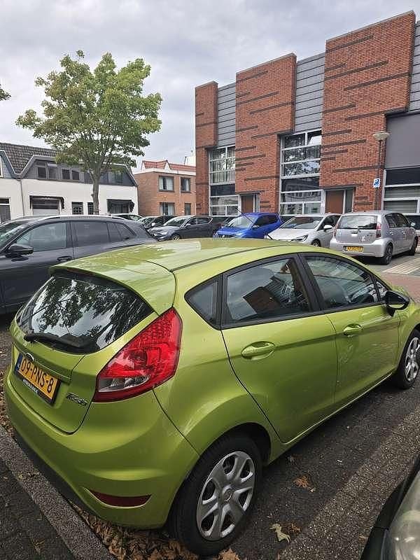 Groen Gebruikt 2011 Ford Fiesta Limited Hatchback | € 2.950 (Goede deal) - Afbeelding 1/4